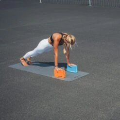 Tunturi Brique Yoga Bicolore Orange / Noir -Plein Air Sports Magasin brique yoga bicolore orange noir 3