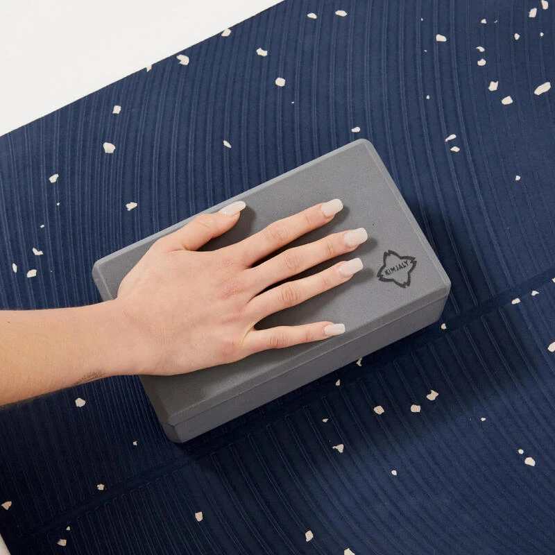 BRIQUE YOGA MOUSSE INTEGRANT 20% DE MATIERE RECYCLEE GRISE 2 BRIQUE YOGA MOUSSE INTEGRANT 20% DE MATIERE RECYCLEE GRISE – Image 2