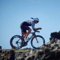 Combinaison Courte De Triathlon Zone3 Lava Trisuit -Plein Air Sports Magasin combinaison courte de triathlon zone3 lava trisuit 3