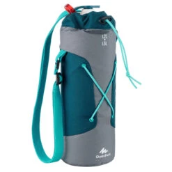 Quechua Housse Isotherme Pour Gourde Randonnée 1,2 à 1,5 Litre Gris/bleu -Plein Air Sports Magasin housse isotherme pour gourde randonnee 12 a 15 litre grisbleu 4