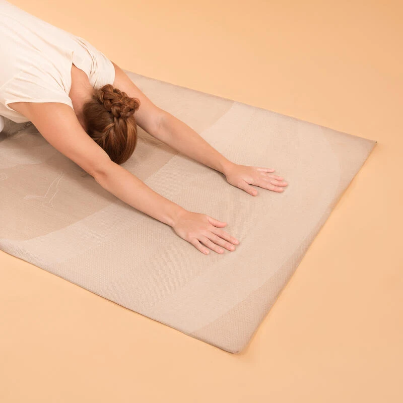 SERVIETTE FOUTA DE YOGA 200 X 100 CM SALUTATIONS AU SOLEIL BEIGE 2 SERVIETTE FOUTA DE YOGA 200 X 100 CM SALUTATIONS AU SOLEIL BEIGE – Image 2