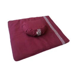 Set De Méditation Avec Coussin Croissant Bordeaux