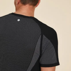 T-SHIRT SEAMLESS YOGA HOMME SECONDE PEAU NOIR 12 T-SHIRT SEAMLESS YOGA HOMME SECONDE PEAU NOIR -Plein Air Sports Magasin t shirt seamless yoga homme seconde peau noir 5
