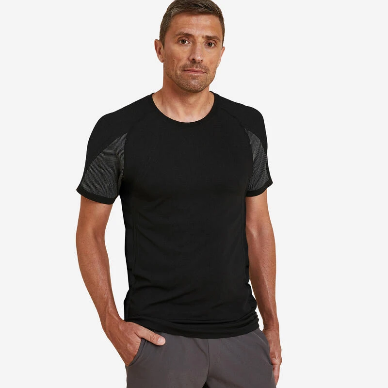 T-SHIRT SEAMLESS YOGA HOMME SECONDE PEAU NOIR 1 T-SHIRT SEAMLESS YOGA HOMME SECONDE PEAU NOIR