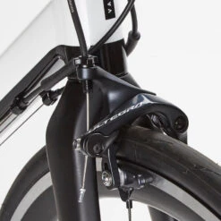 VELO ROUTE EDR AF ULTEGRA BLANC NOIR 19 VELO ROUTE EDR AF ULTEGRA BLANC NOIR -Plein Air Sports Magasin velo route edr af ultegra blanc noir 9