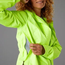BTWIN VESTE PLUIE VELO VILLE FEMME 120 JAUNE FLUO CERTIFIÉE EPI VISIBILITÉ JOUR 18 BTWIN VESTE PLUIE VELO VILLE FEMME 120 JAUNE FLUO CERTIFIÉE EPI VISIBILITÉ JOUR -Plein Air Sports Magasin veste pluie velo ville femme 120 jaune fluo certifiee epi visibilite jour 8
